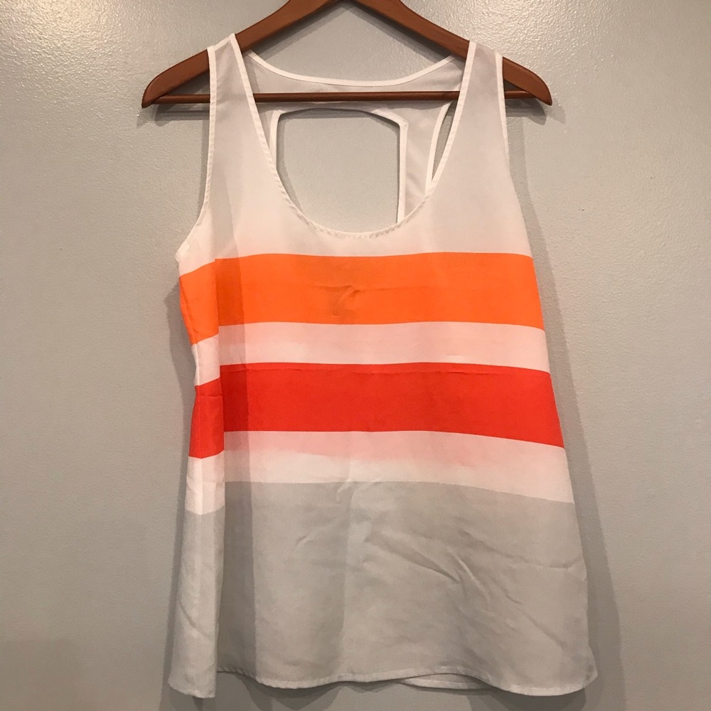 🎉 5 for $10 🎉 BB Dakota Open Back Keyhole Tank Top